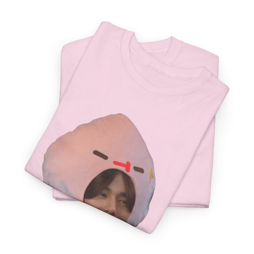 'Look Peach' Phuwin as Peach t-shirt in light pink — PondPhuwin Me and Thee fan merch