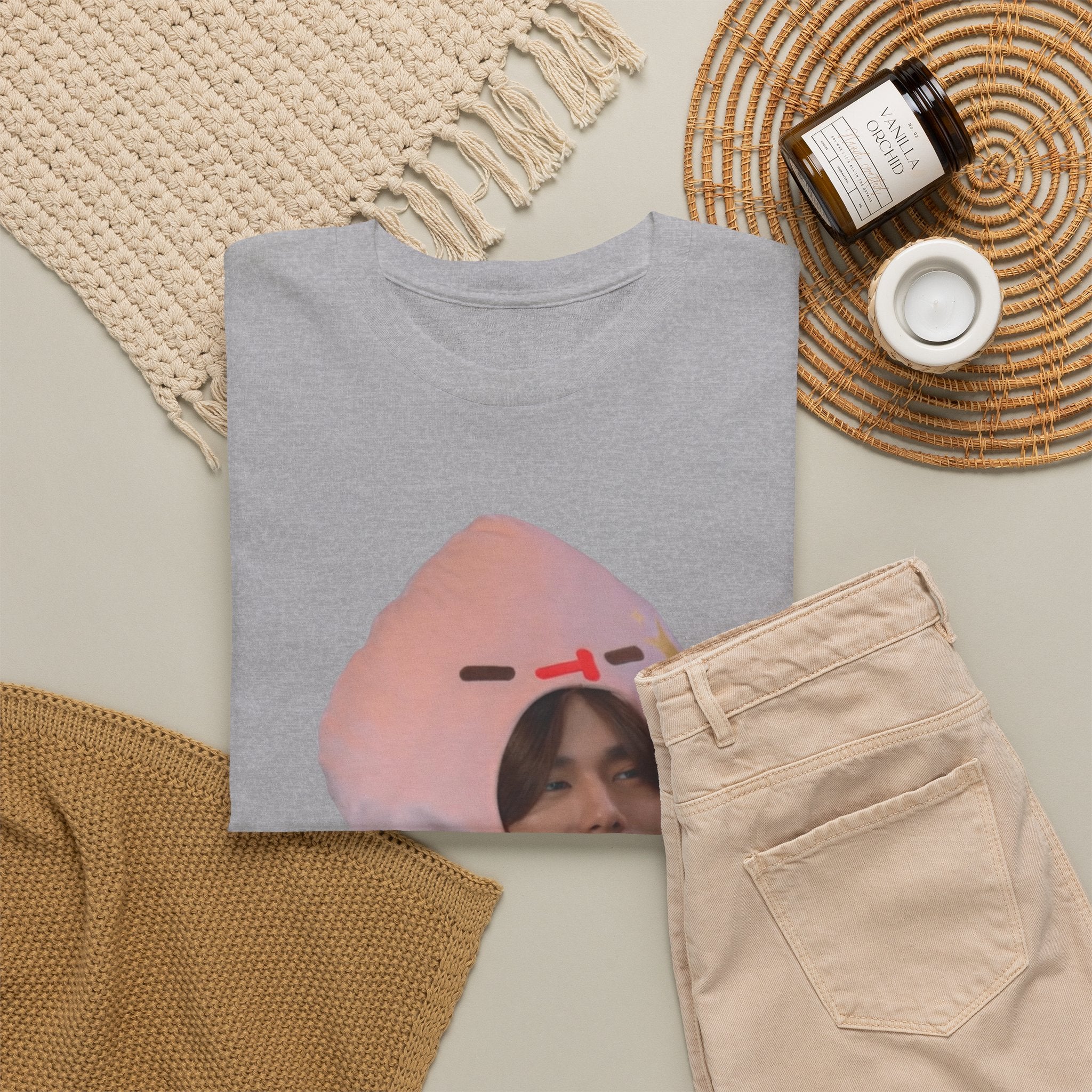 'Look Peach' Phuwin as Peach t-shirt in sport grey — PondPhuwin Me and Thee fan merch